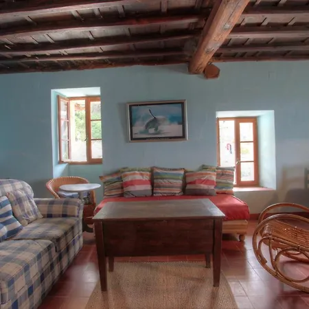 La Maison Au Grand Balcon Nyaraló *