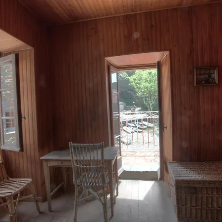 La Maison Au Grand Balcon Nyaraló *